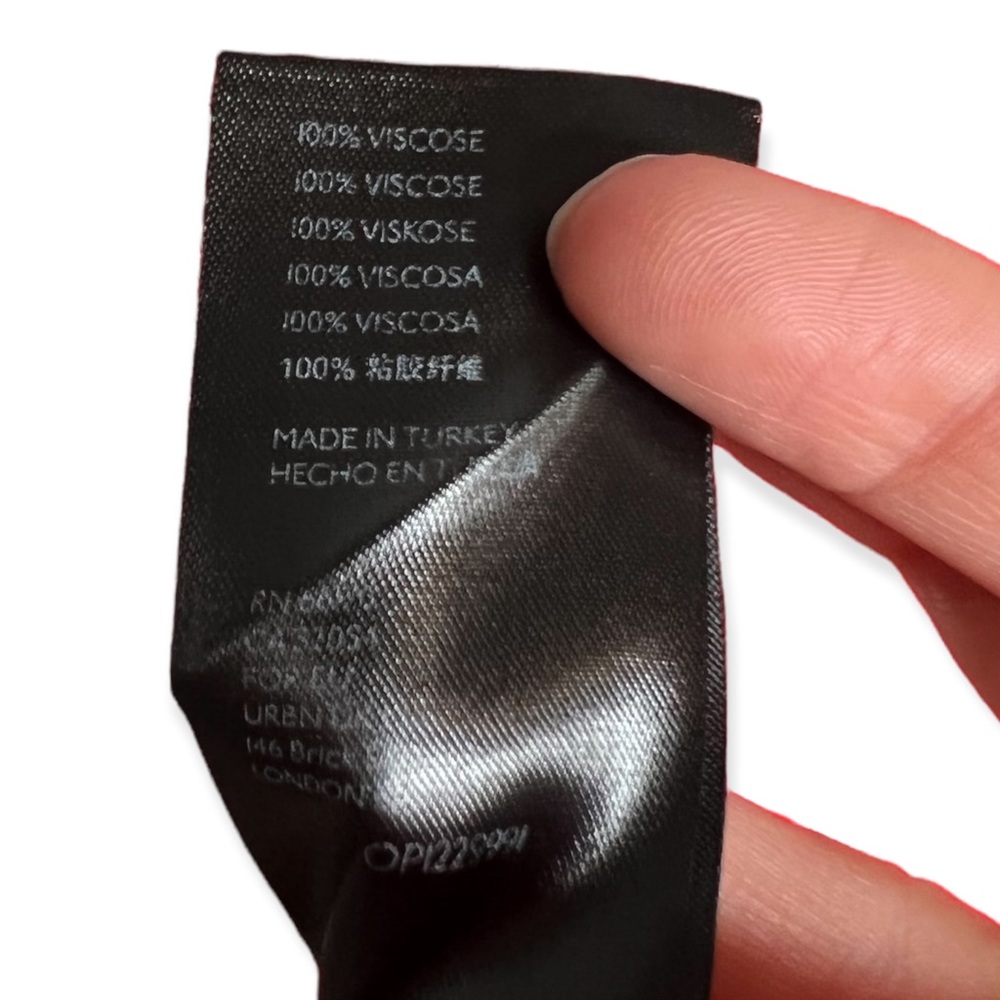 *SOLD* Anthropologie A+ Size 1X Maeve Red Wendy Tiered Tie Neck Maxi Dress - Picture 6 of 6